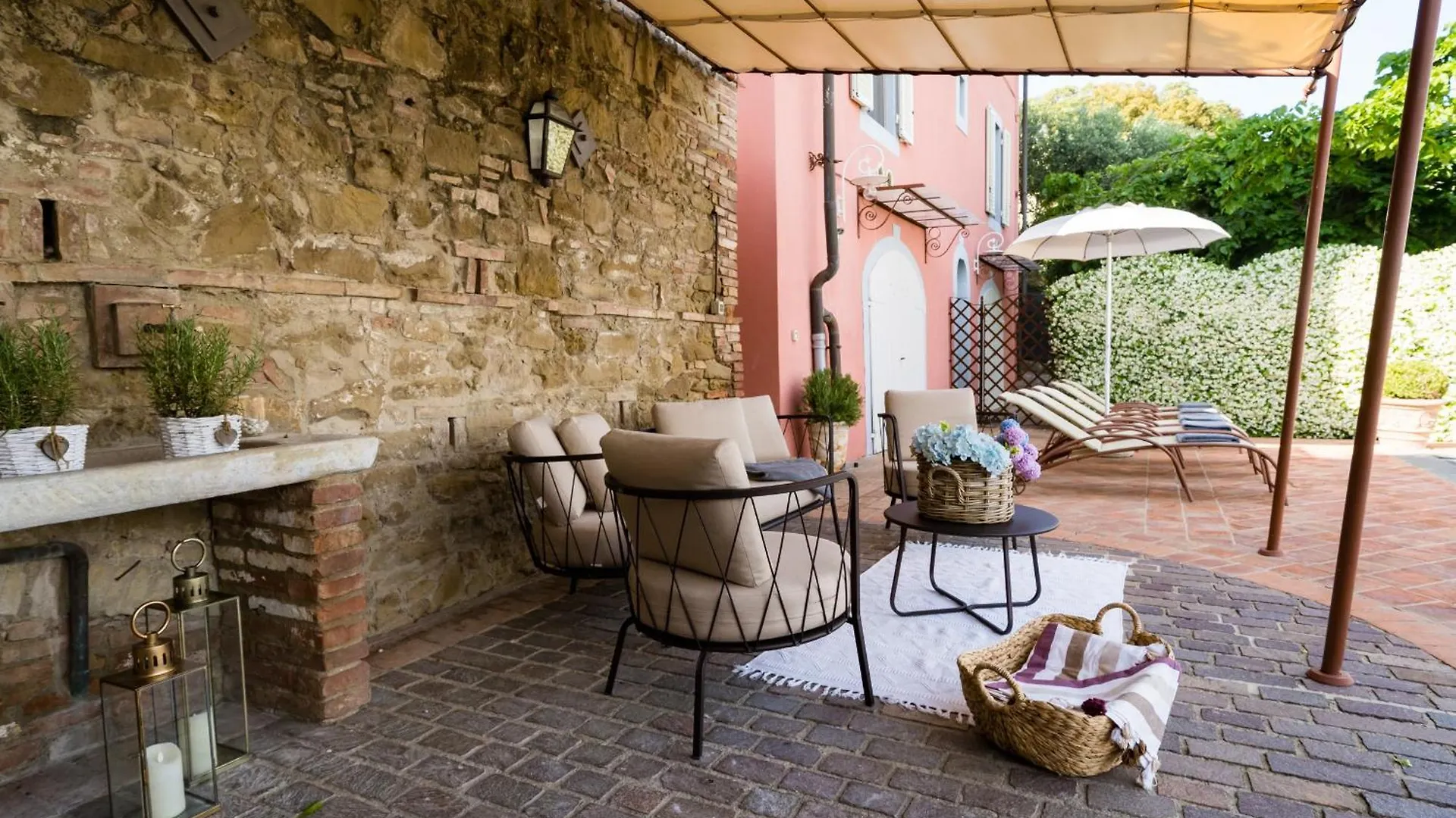 Villa Angelica Peccioli Italy